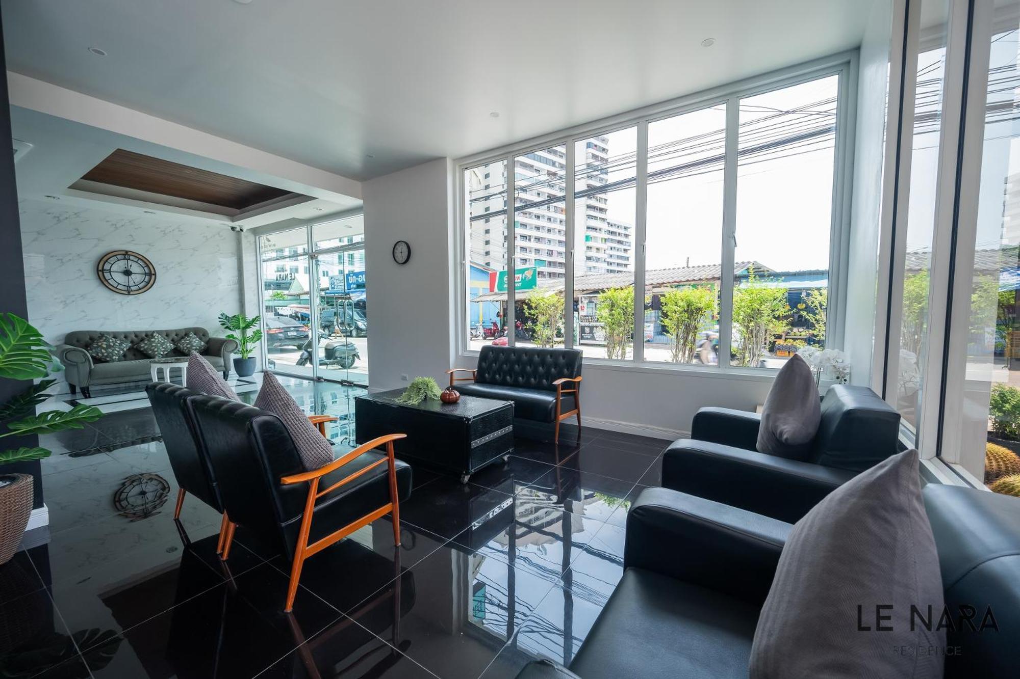Le Nara Residence Pantai Jomtien Bagian luar foto