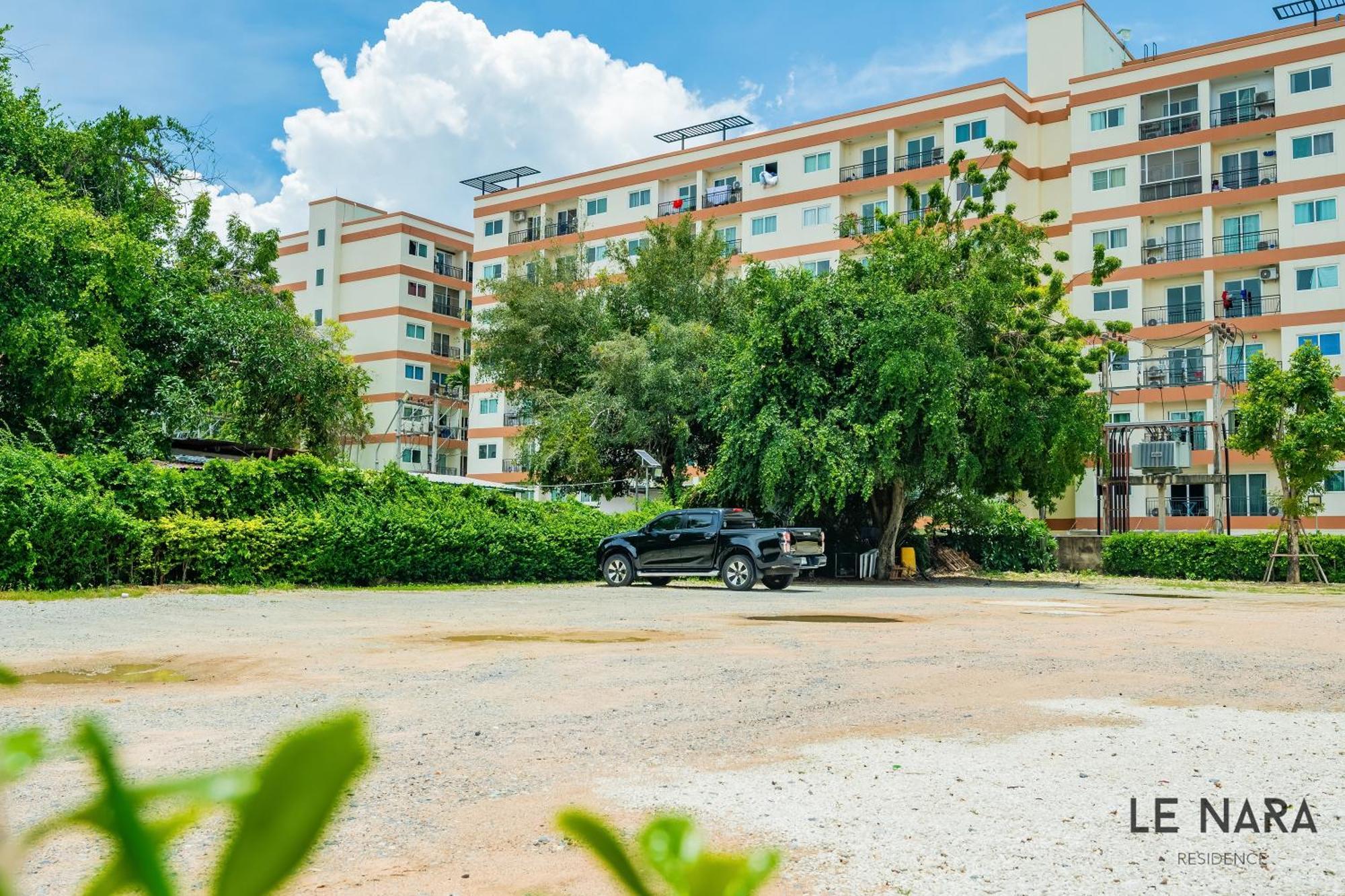 Le Nara Residence Pantai Jomtien Bagian luar foto